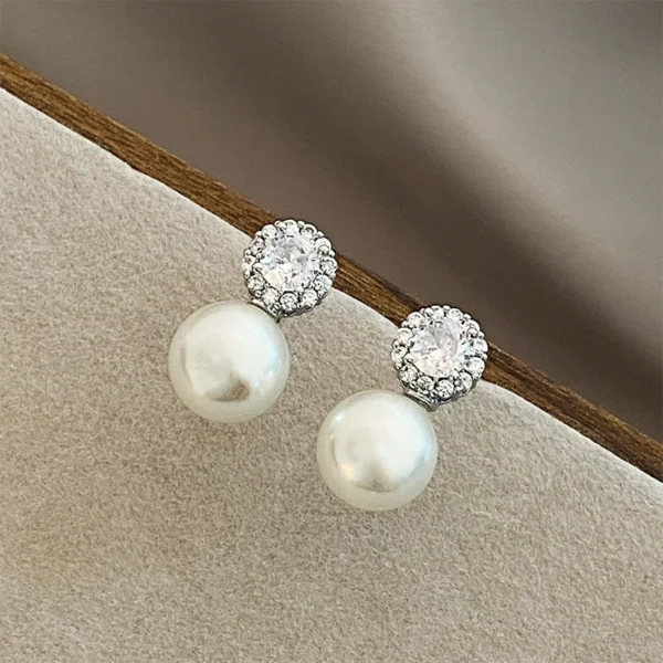 Girl‘s French Romantic Simple Inlaid Zircon Round Pearl Earrings 2025 New Fashion Jewelry Luxury Accessories for Women‘s Earstud